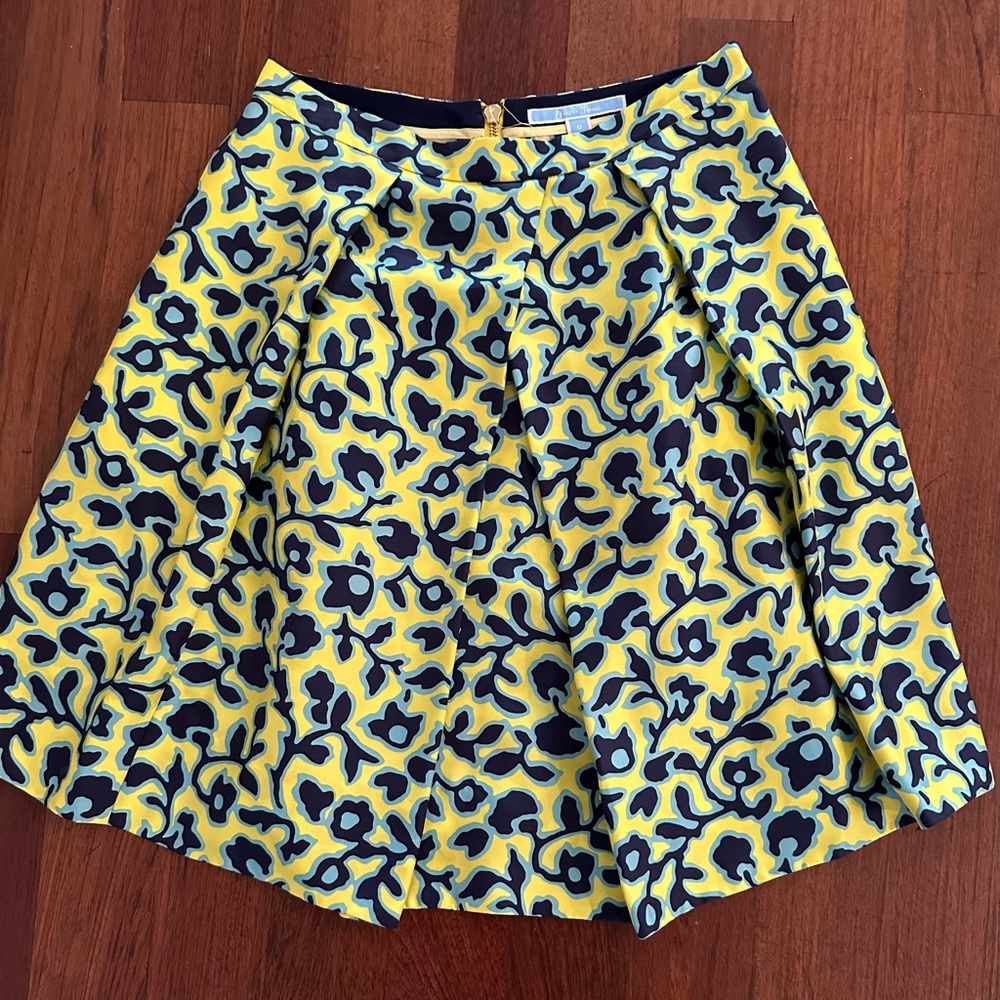 Draper James silk a line skirt with pleats in floral pattern